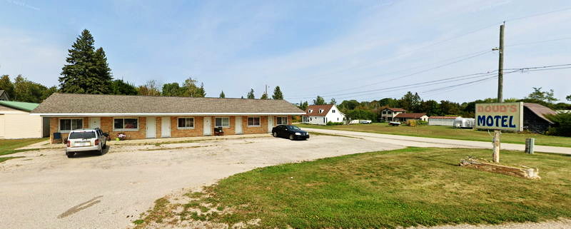 Carlsons Motel (Douds Motel) - 2024 Street View